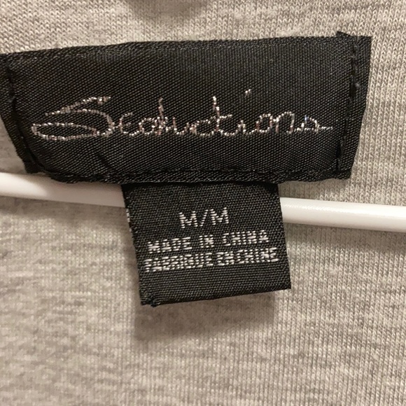 Dress with Ruching - Picture 3 of 4